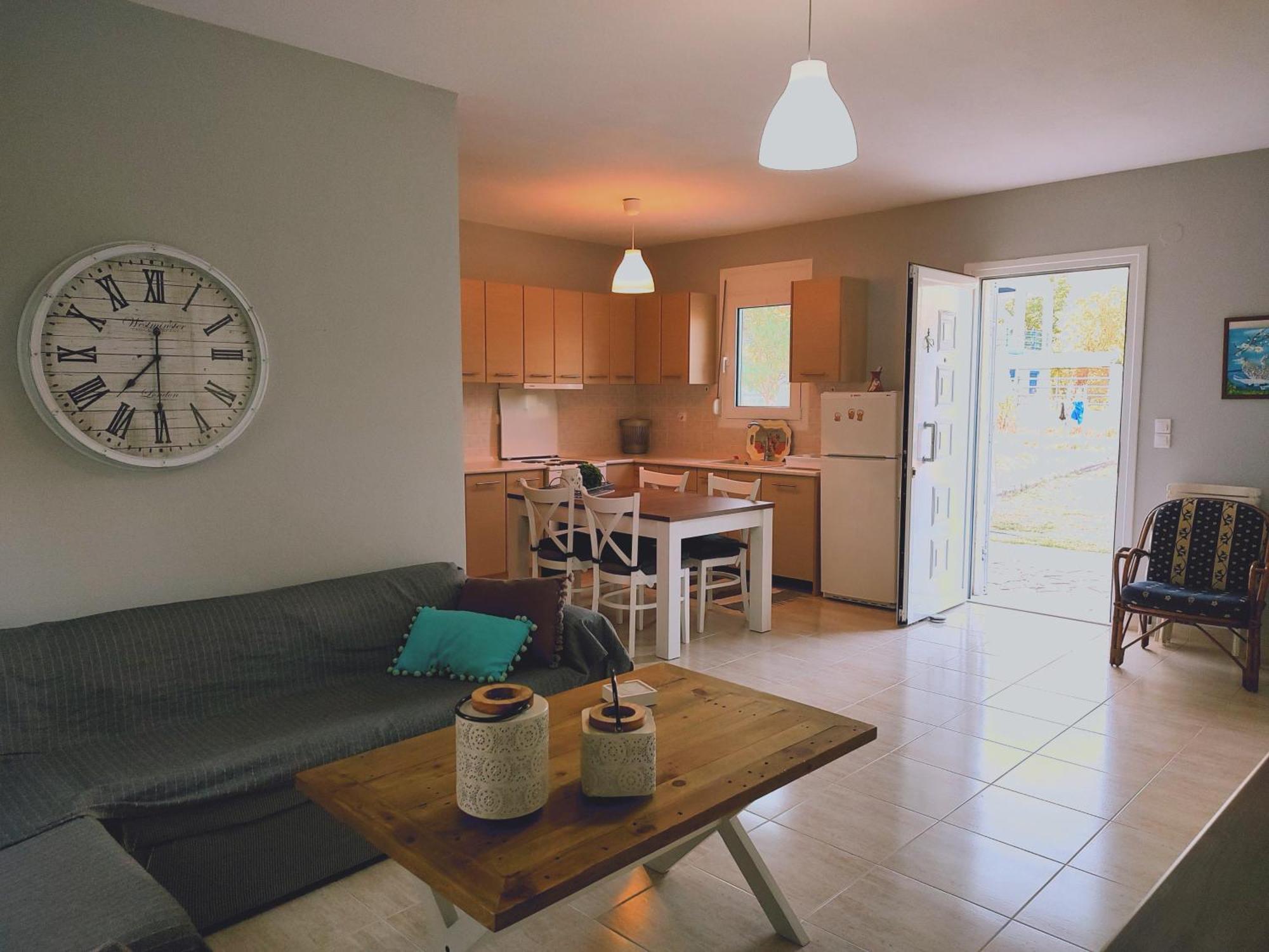 Kerasies Home Karianí Exteriér fotografie